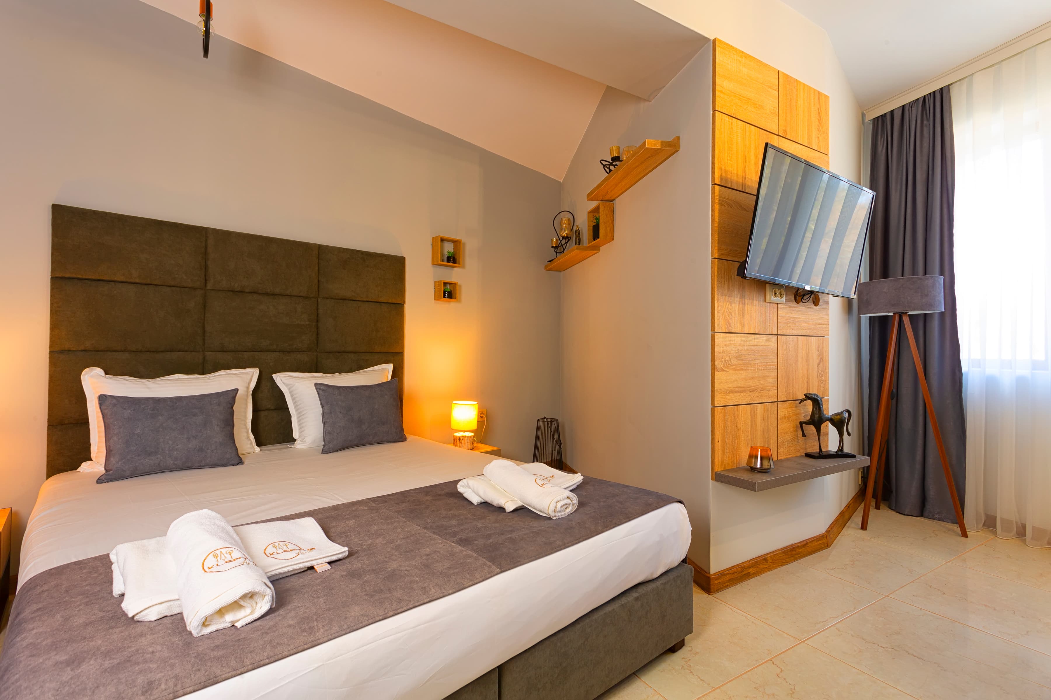 Studio Apartment 6 image 1